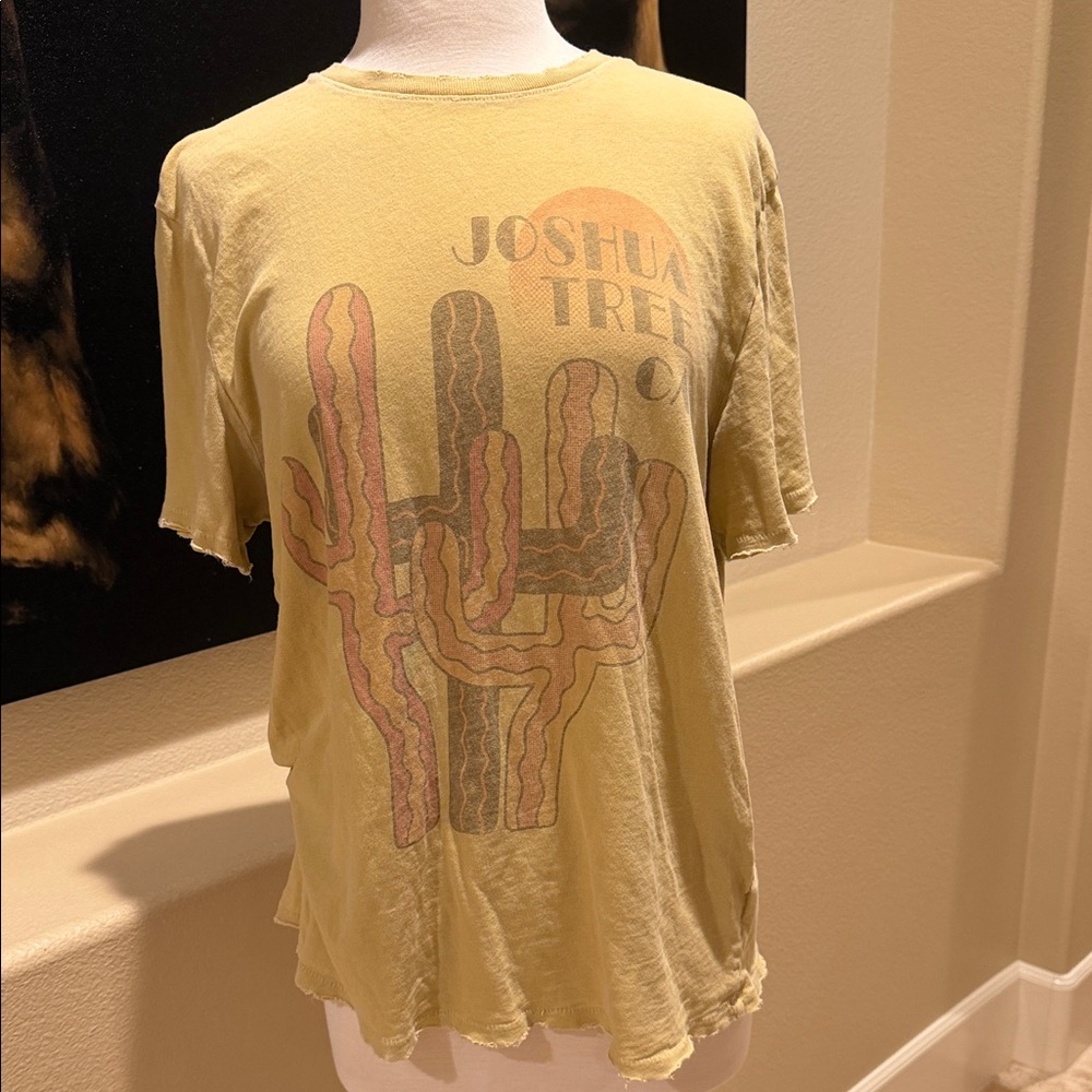Junk Food Clothing Joshua Tree Graphic Tee Yellow Cactus 100% Cotton